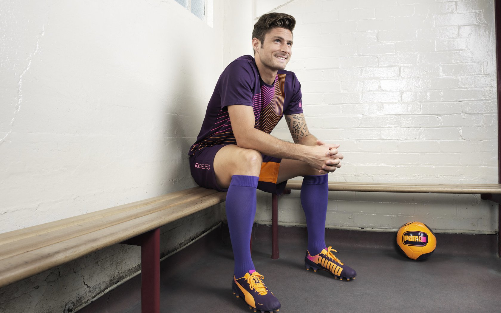 传奇谢幕!足球巨星李明举行盛大退役仪式